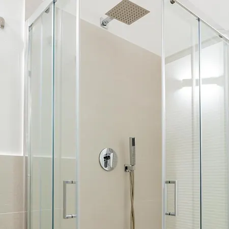 Estia アパート ヴィッラシミーウス